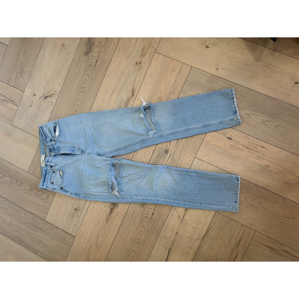 Abercrombie & Fitch The 90s Straight Ultra High Rise Distressed Jeans 26 2S